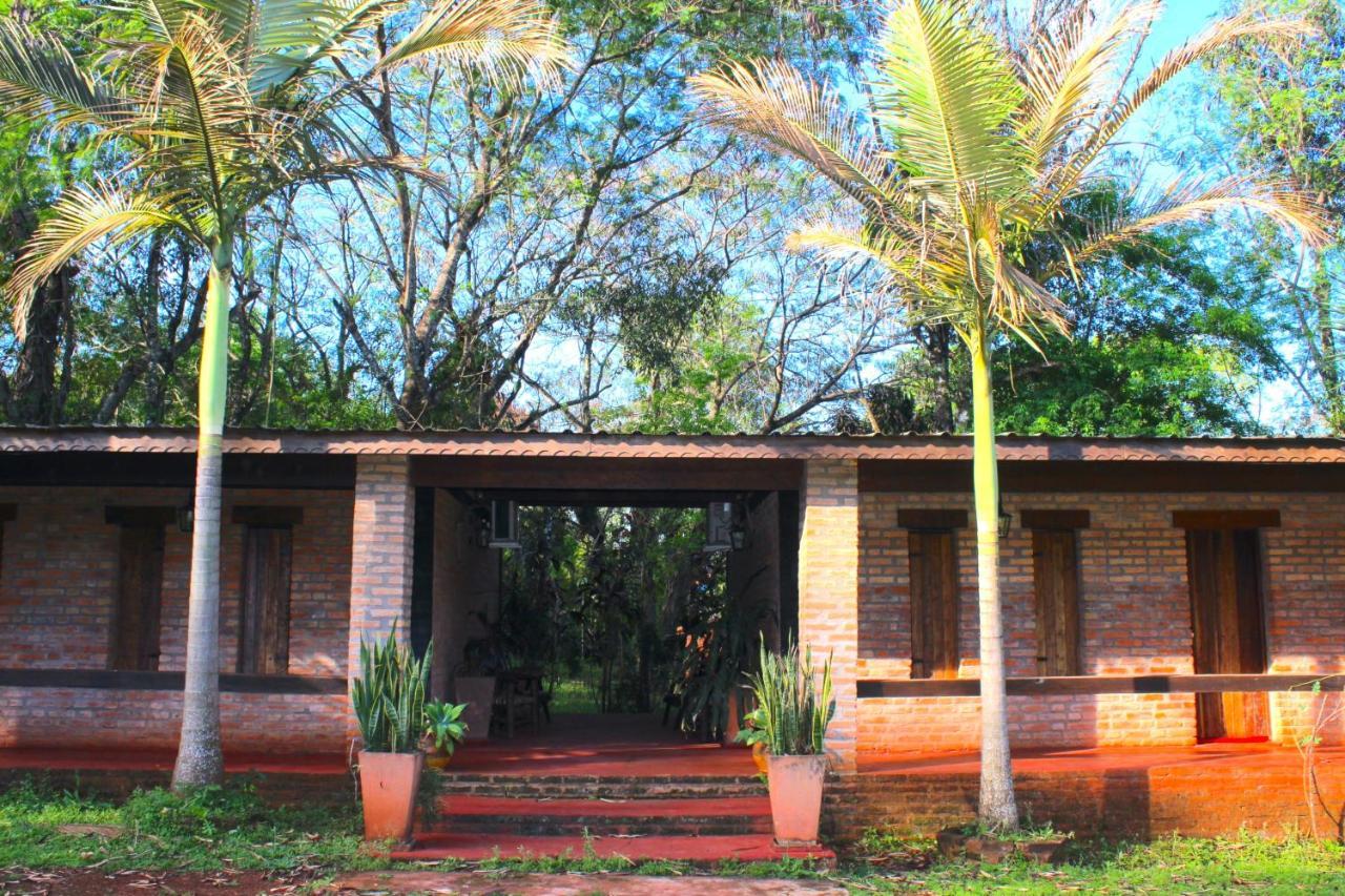 Cabanas Soltame Carnaval Puerto Iguazú Eksteriør billede
